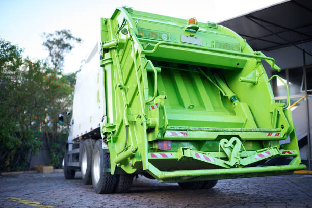 Best Yard Cleanup Services  in Fenton, MO